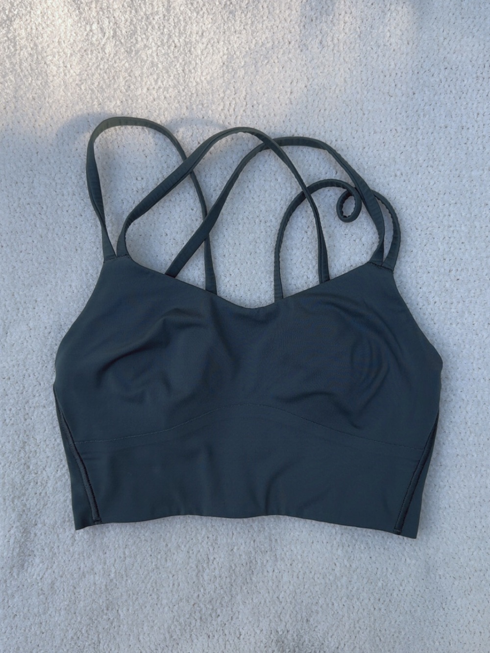 Lululemon like a cloud bra